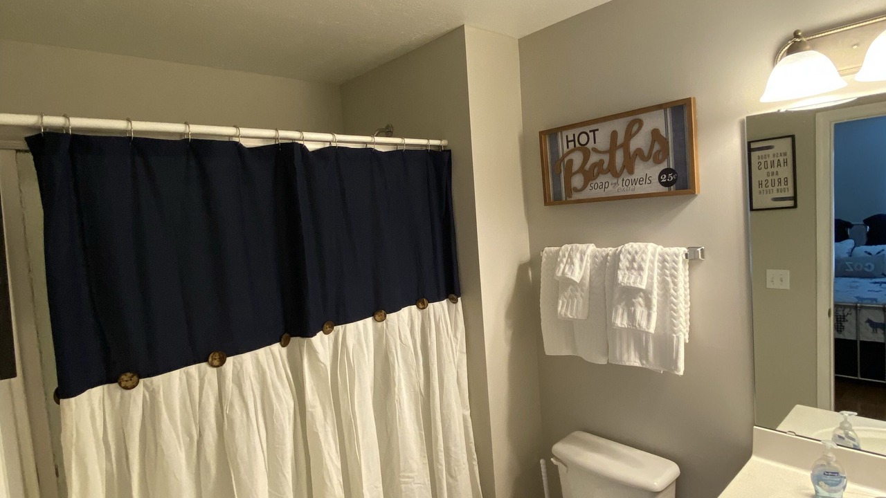 Photo of Bathroom in Pigeon Forge