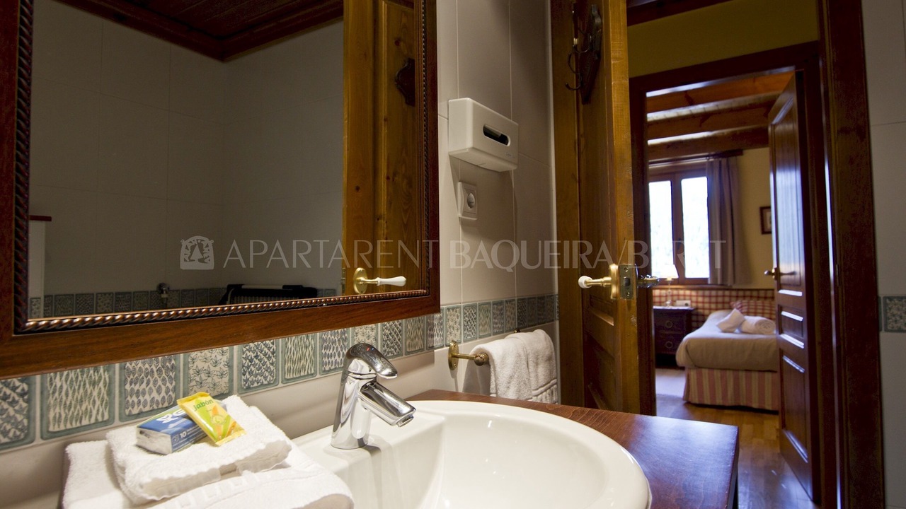 Photo of Bathroom in Beret