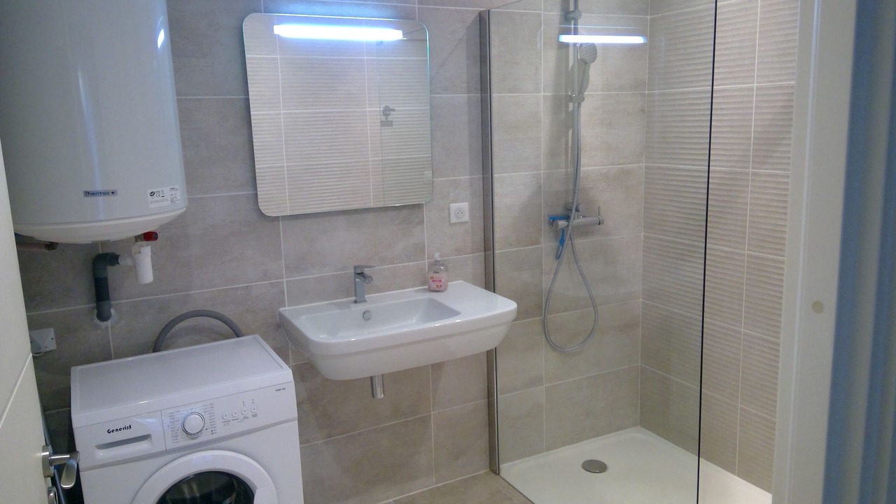 Photo of Bathroom in Prades-le-Lez