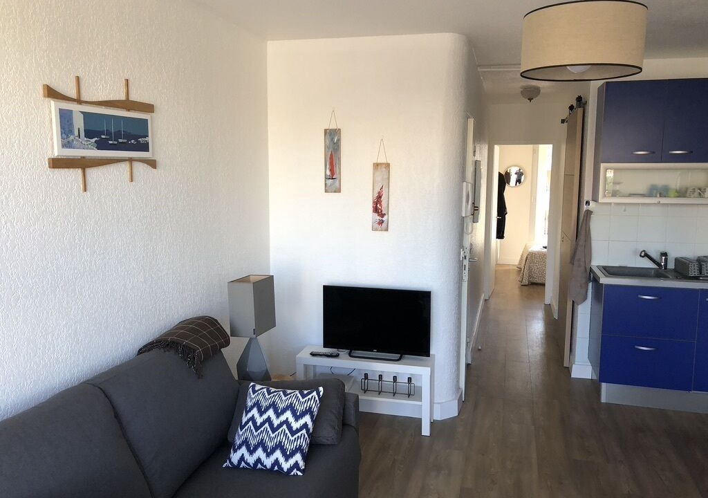 Photo of Livingroom in Le Port