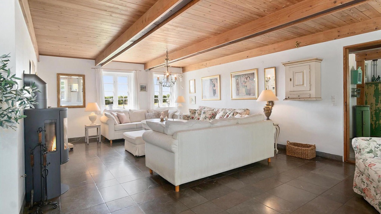 Photo of Bedroom in Humble
