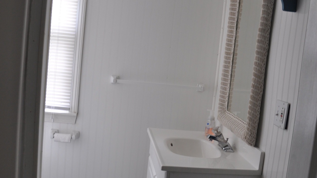 Photo of Bathroom in Campground Landing