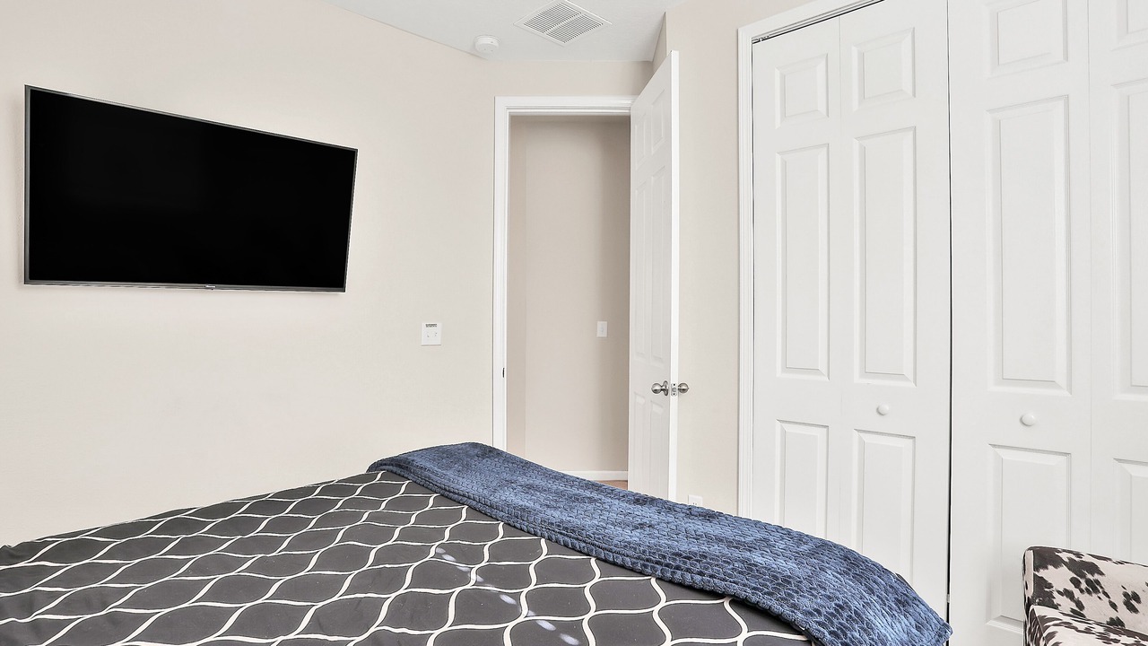 Photo of Bedroom in Biscayne