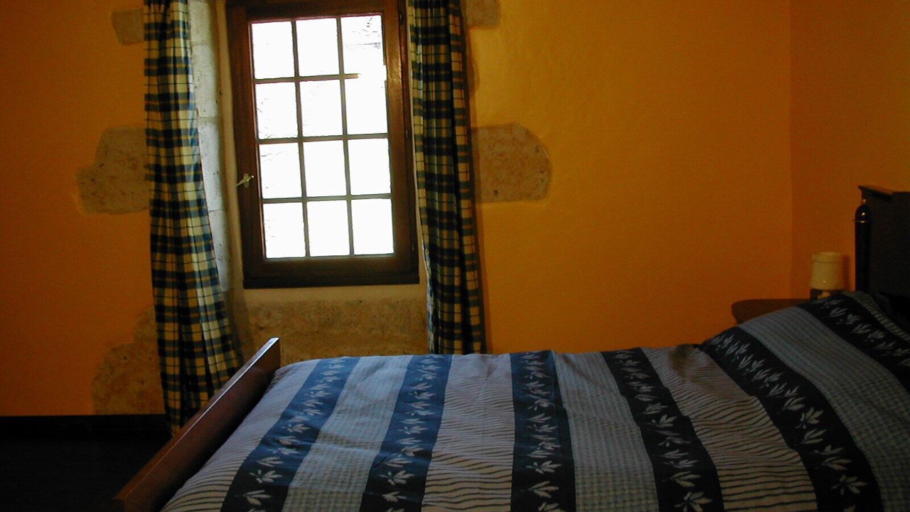 Photo of Bedroom in Castelnau-dArbieu