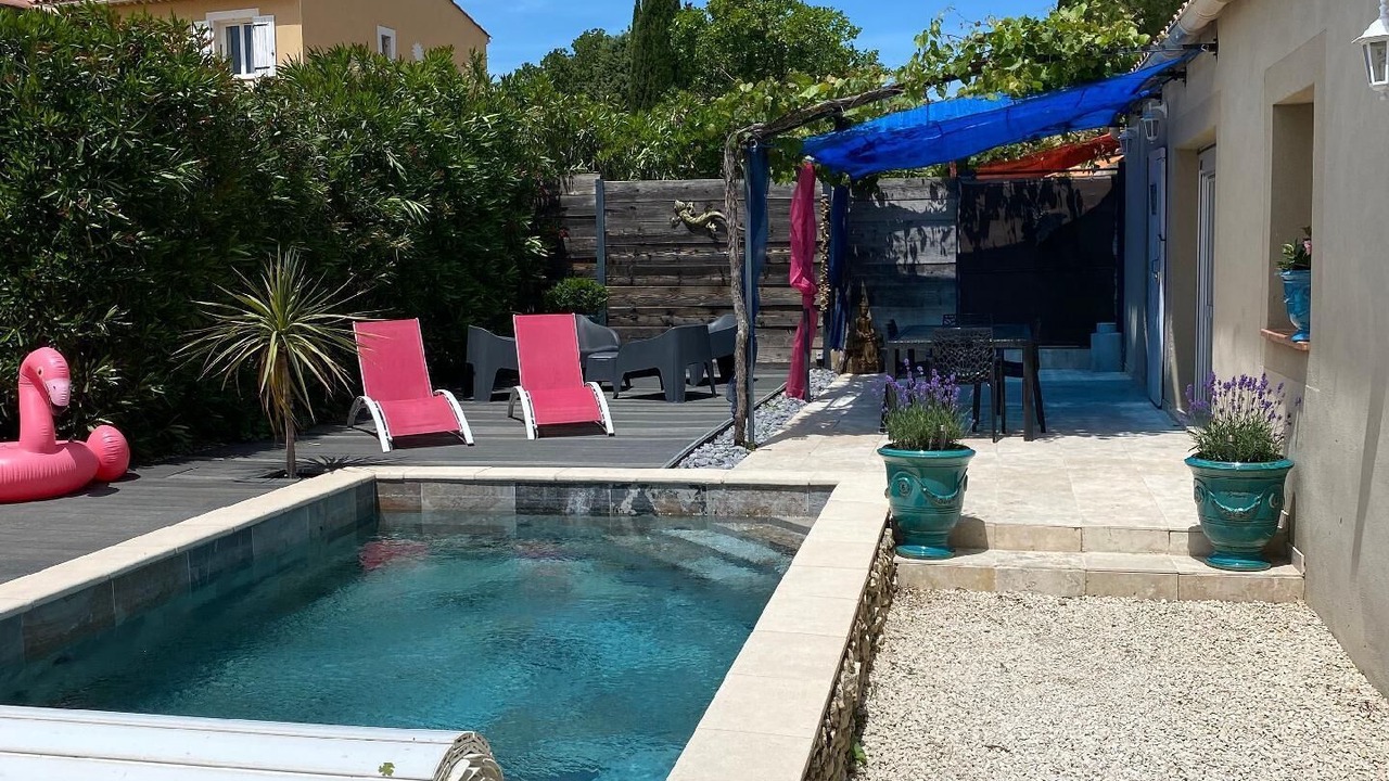 Photo of Outdoor in Tavel