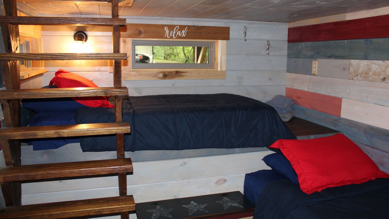 Photo of Bedroom in Goreville