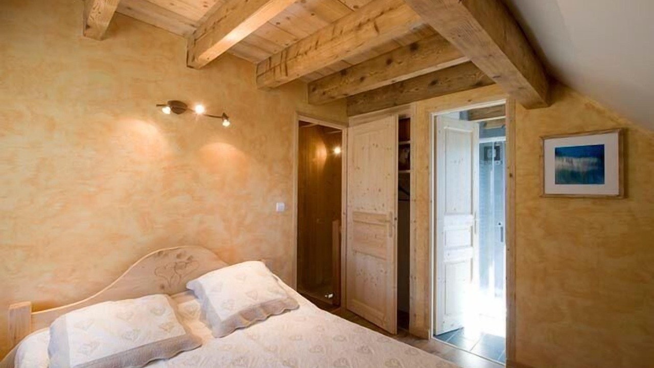Photo of Bedroom in Val-de-Fier