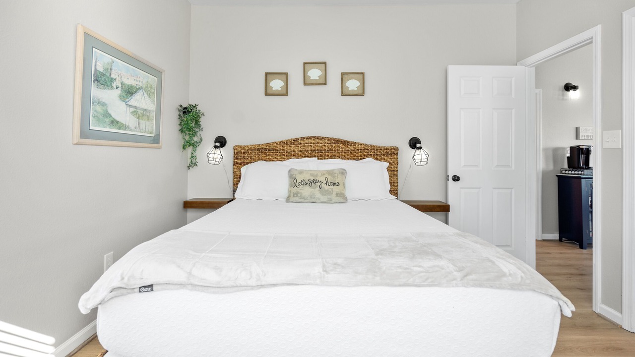 Photo of Bedroom in Galveston
