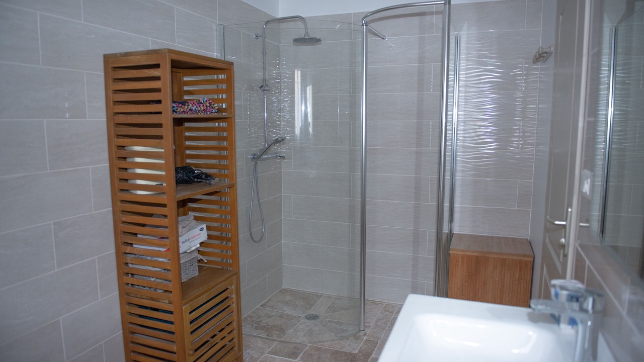 Photo of Bathroom in Pujaut
