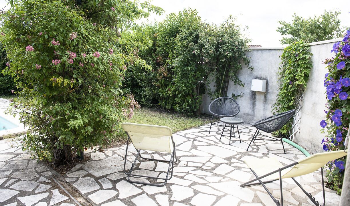 Photo of Patio Balcony in Pujaut