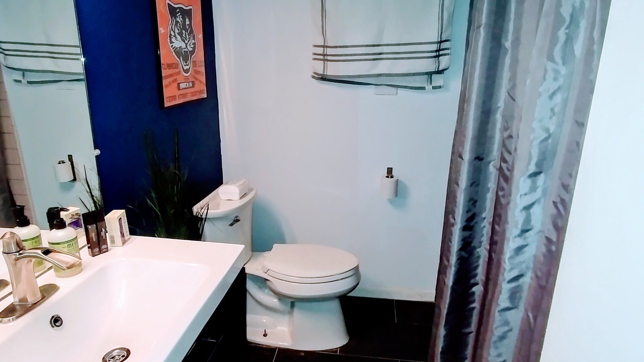 Photo of Bathroom in North Shoal Creek