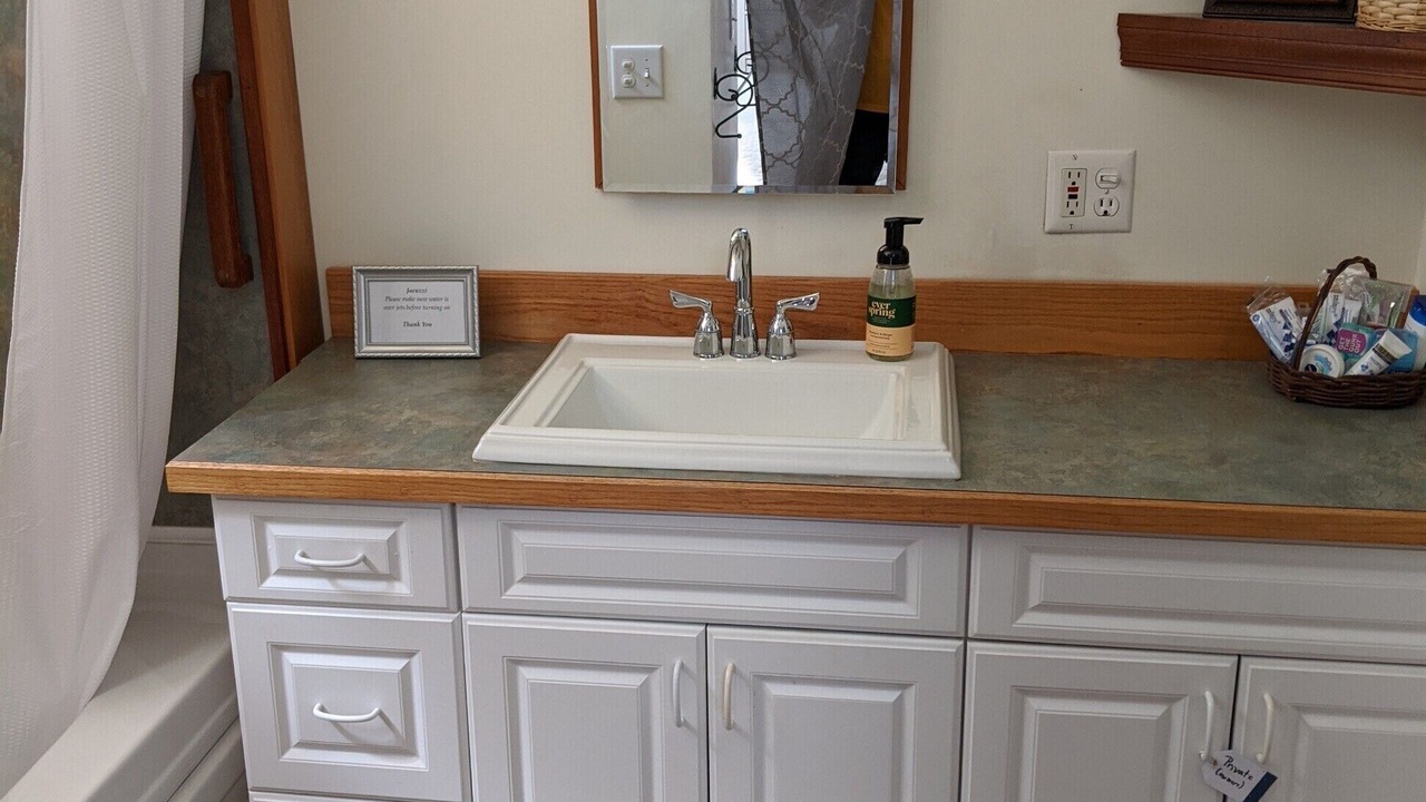 Photo of Bathroom in Lansing