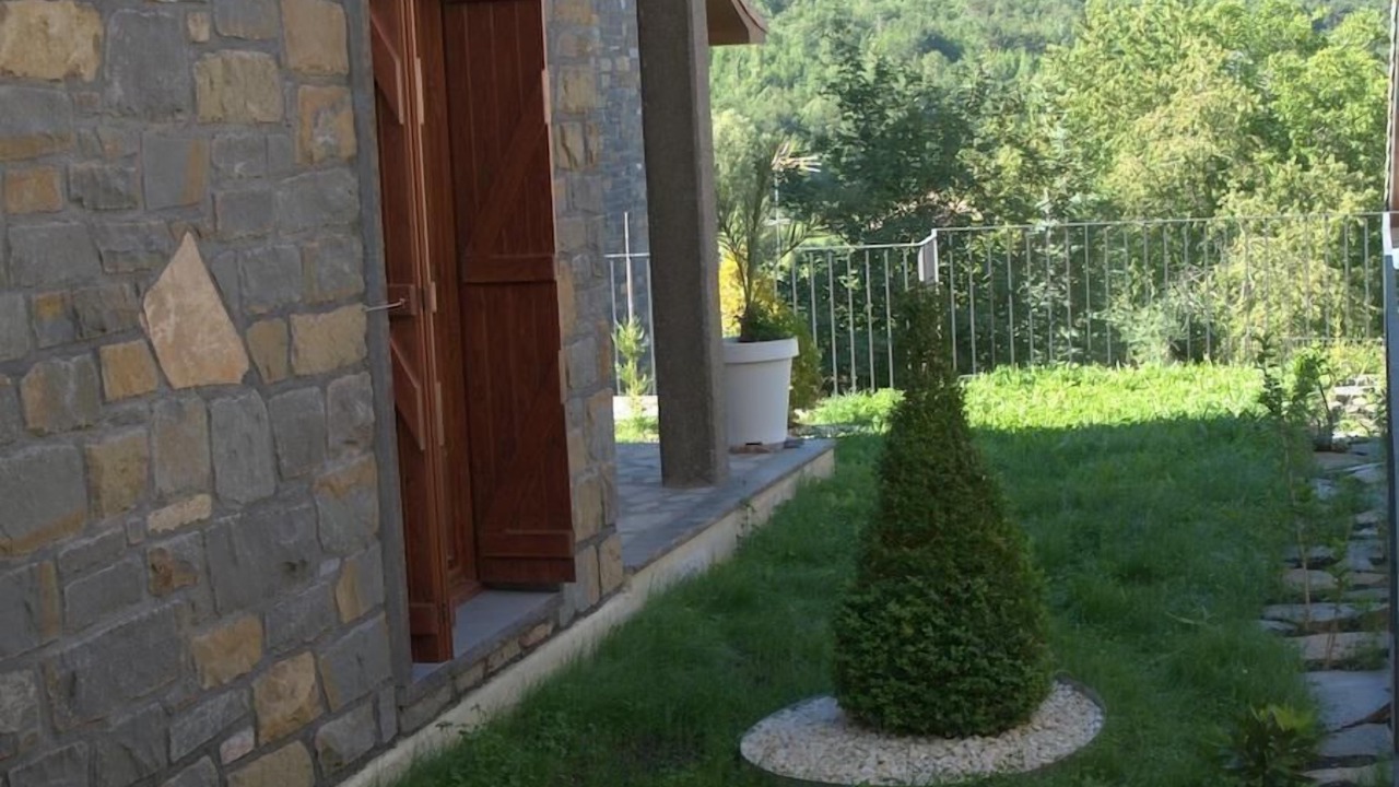 Photo of Outdoor in Gavin