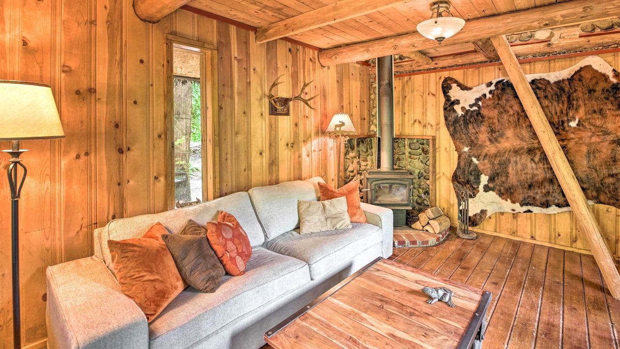 Photo of Others in Index