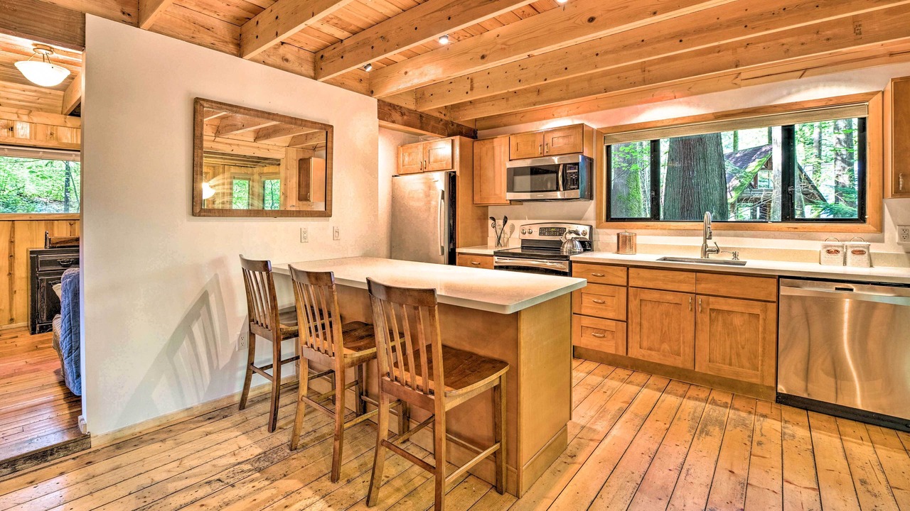 Photo of Others in Index