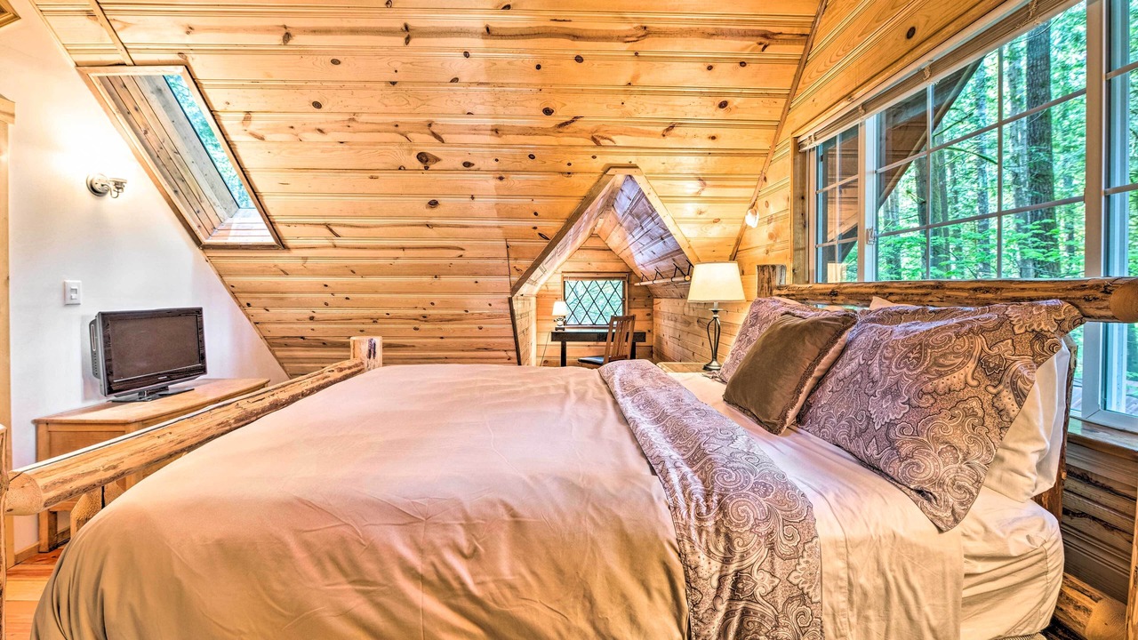 Photo of Others in Index