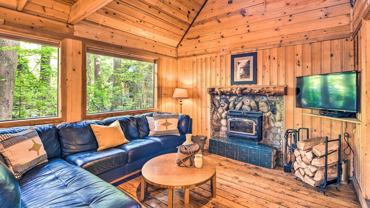 Photo of Others in Index