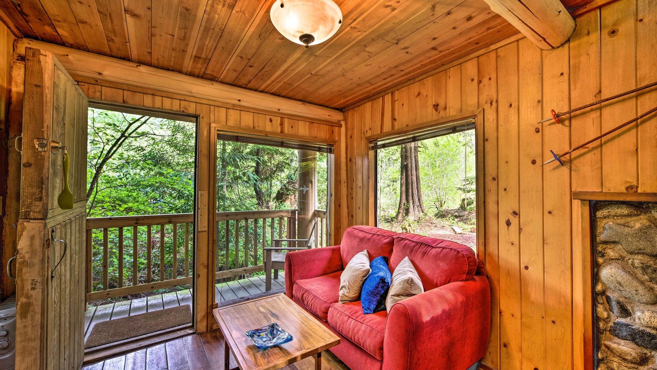 Photo of Others in Index