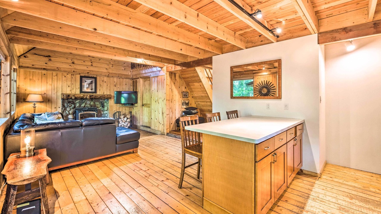 Photo of Others in Index