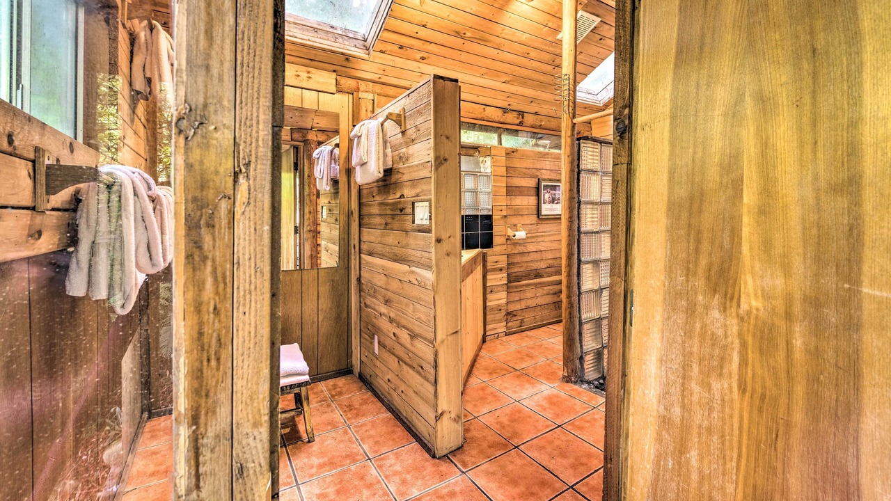 Photo of Outdoor in Index