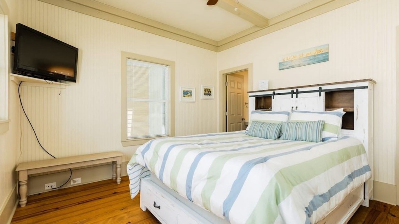Photo of Bedroom in Galveston