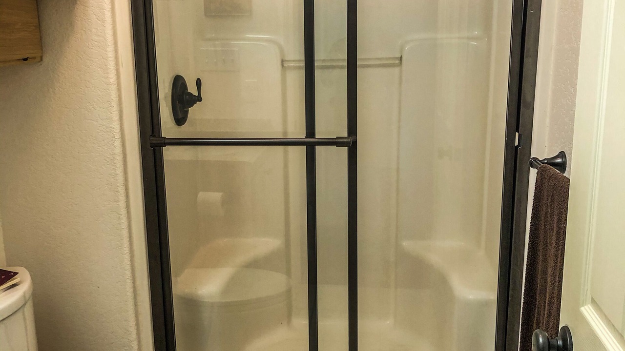 Photo of Bathroom in Junction