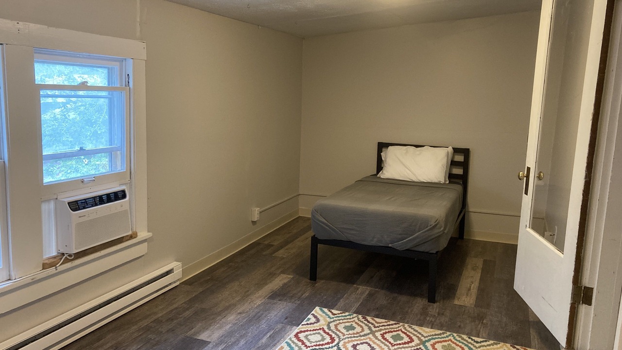 Photo of Bedroom in Hutchinson