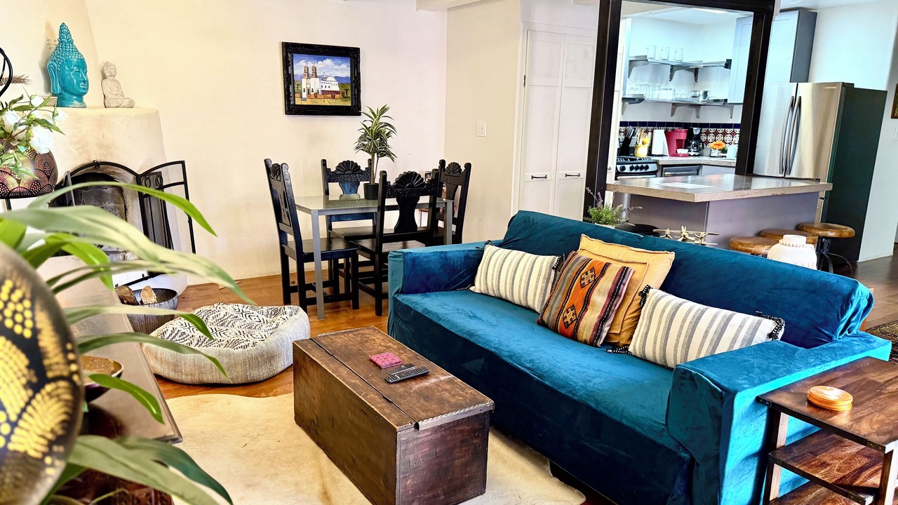 Photo of Livingroom in Northeast Santa Fe