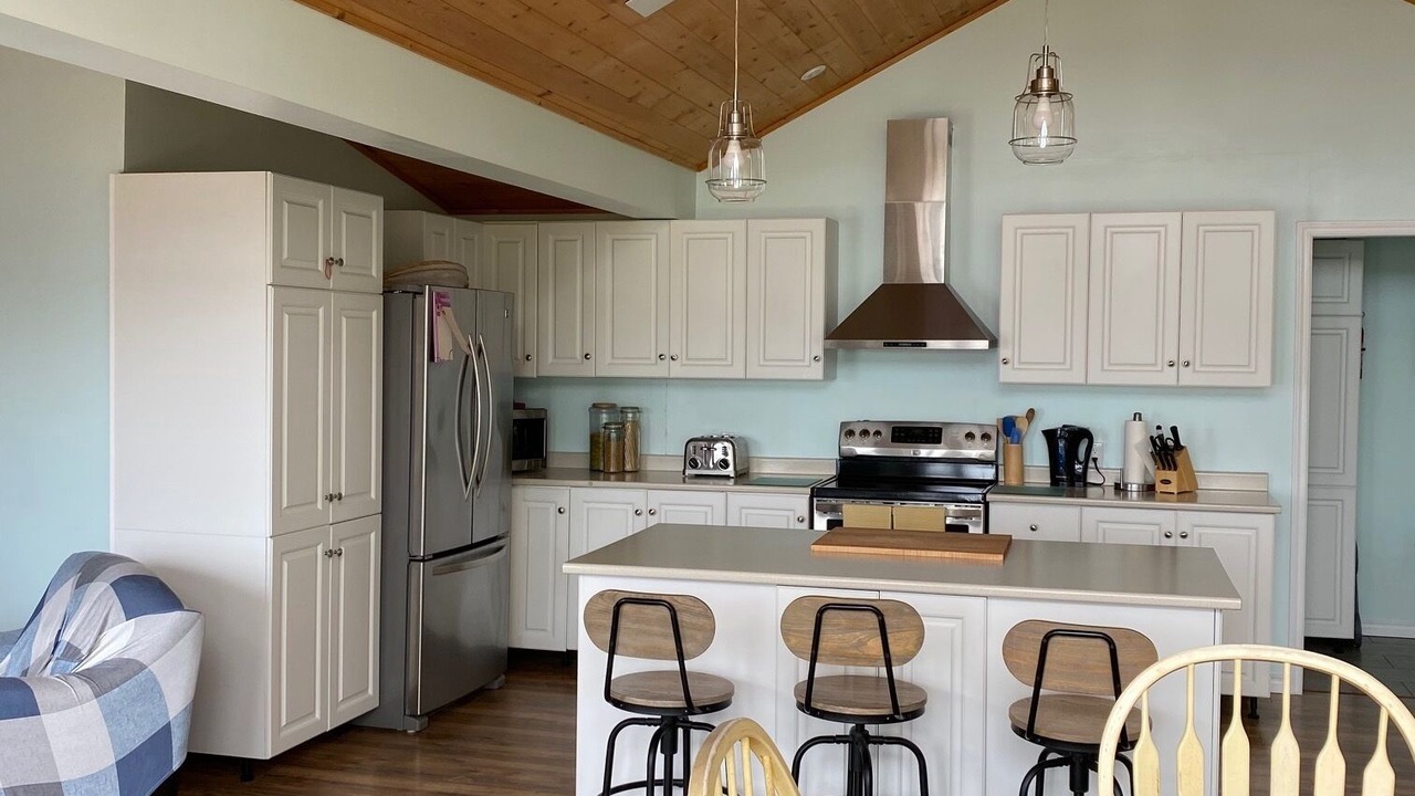 Photo of Kitchen in Byng Inlet