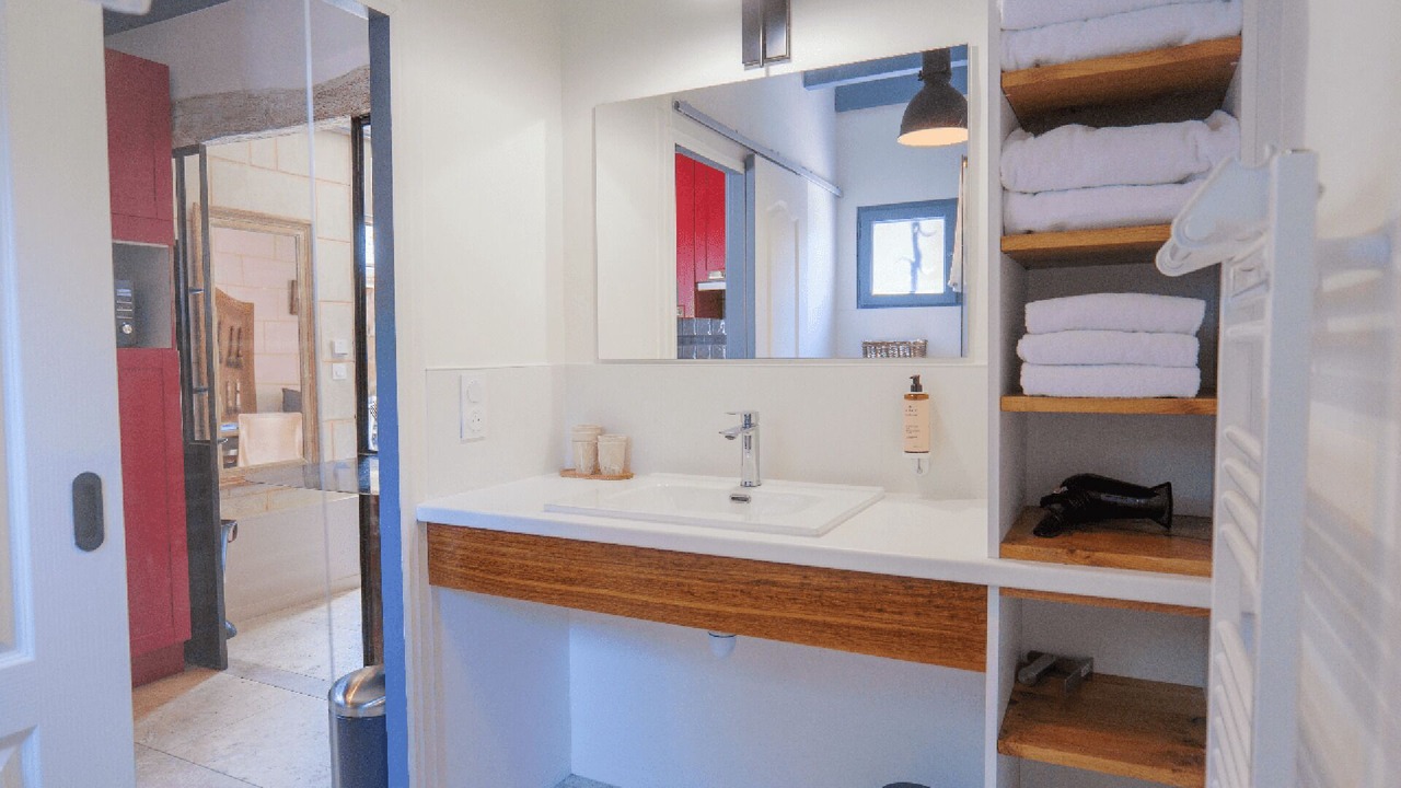 Photo of Bathroom in Candes-Saint-Martin