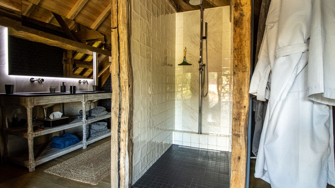 Photo of Bathroom in Saint-Hilaire-Fontaine