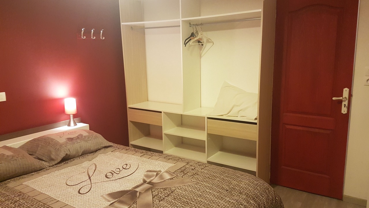 Photo of Bedroom in Troyes