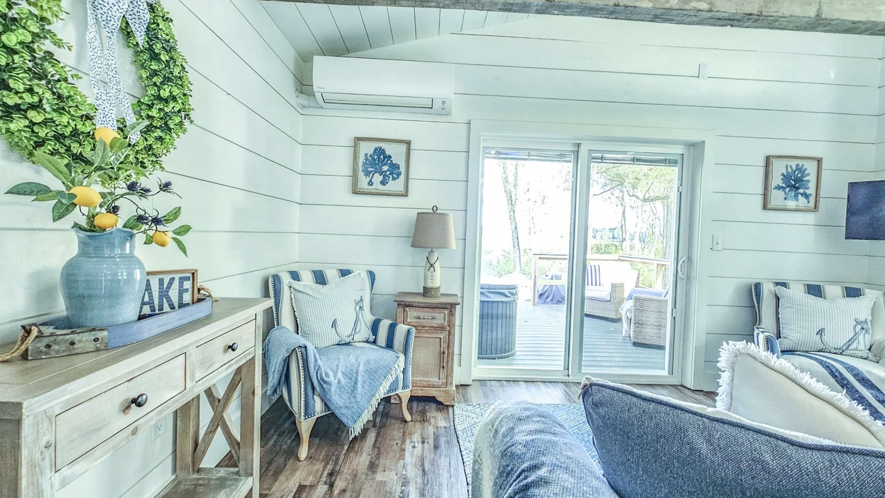 Photo of Livingroom in Newport