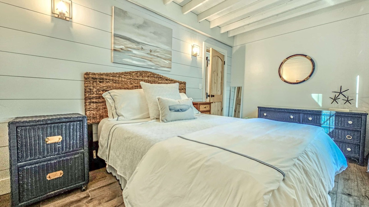Photo of Bedroom in Newport