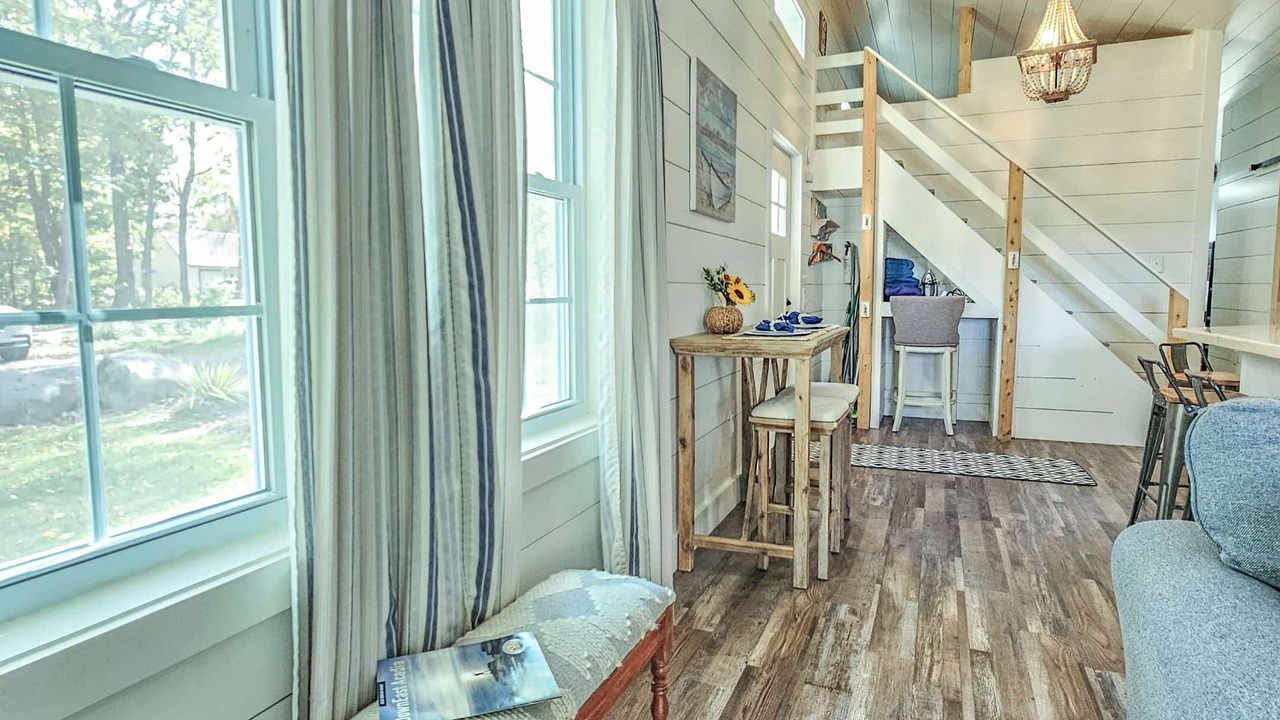 Photo of Livingroom in Newport