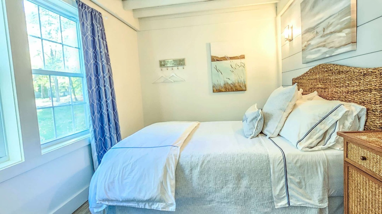 Photo of Bedroom in Newport