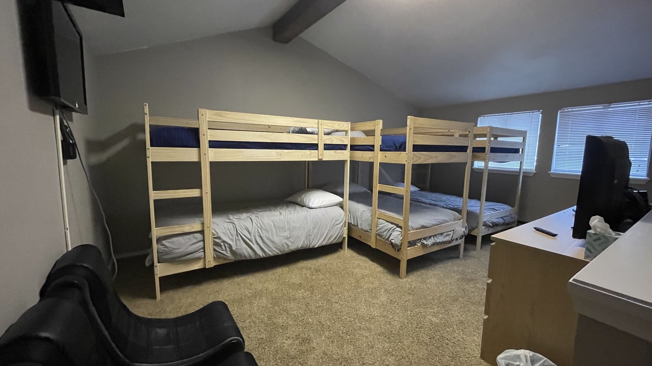 Photo of Bedroom in Red River