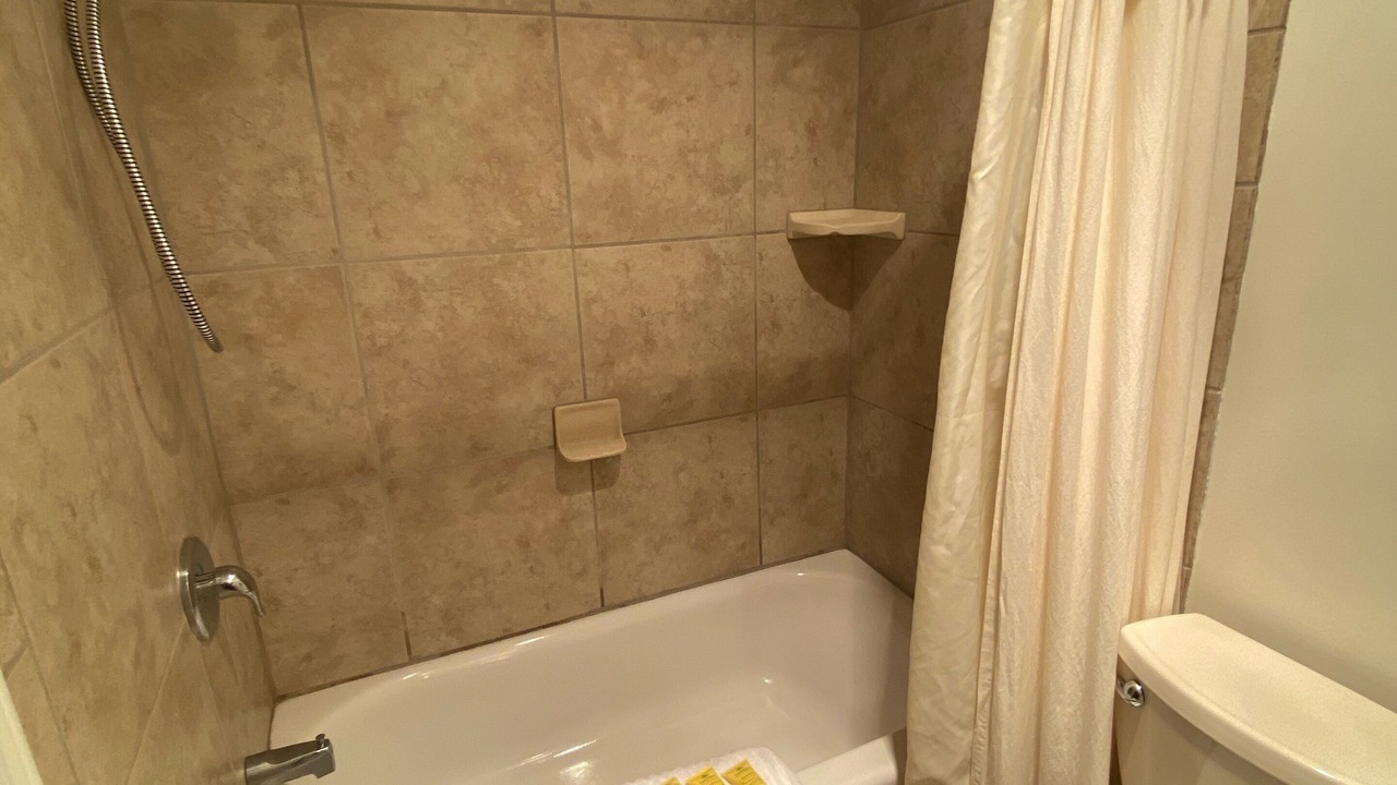 Photo of Bathroom in Red River