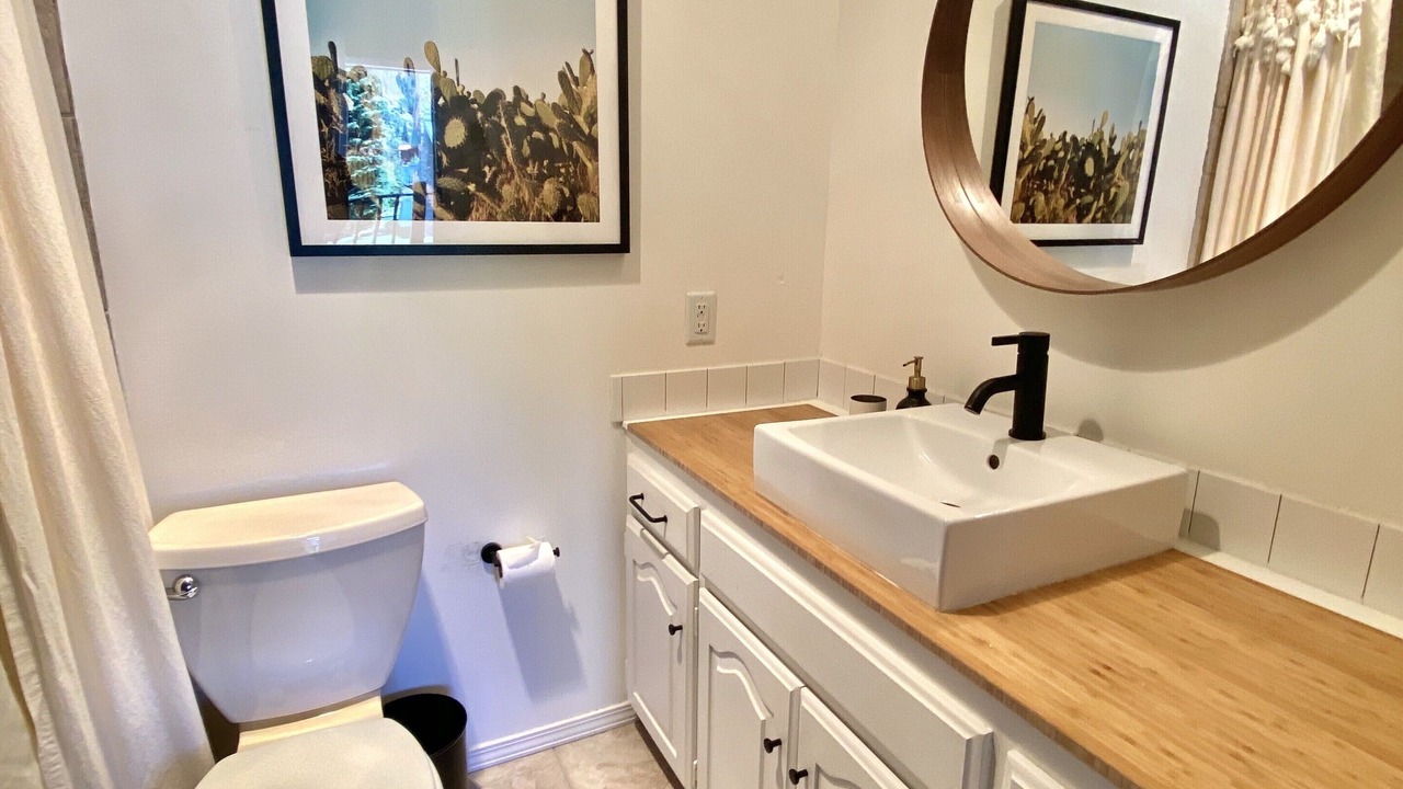 Photo of Bathroom in Red River