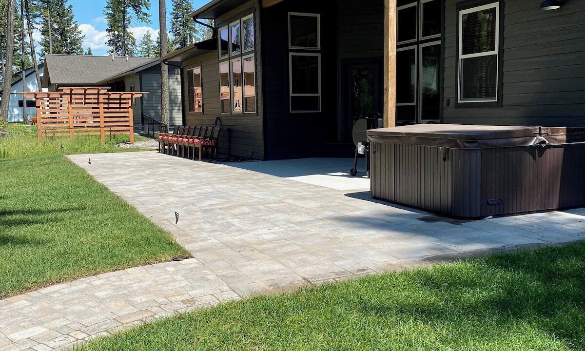 Photo of Patio Balcony in Columbia Falls