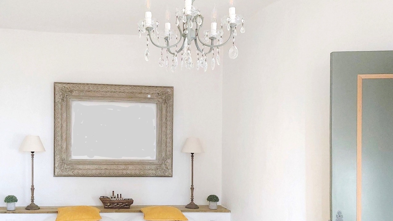 Photo of Bedroom in Mandelieu-La-Napoule