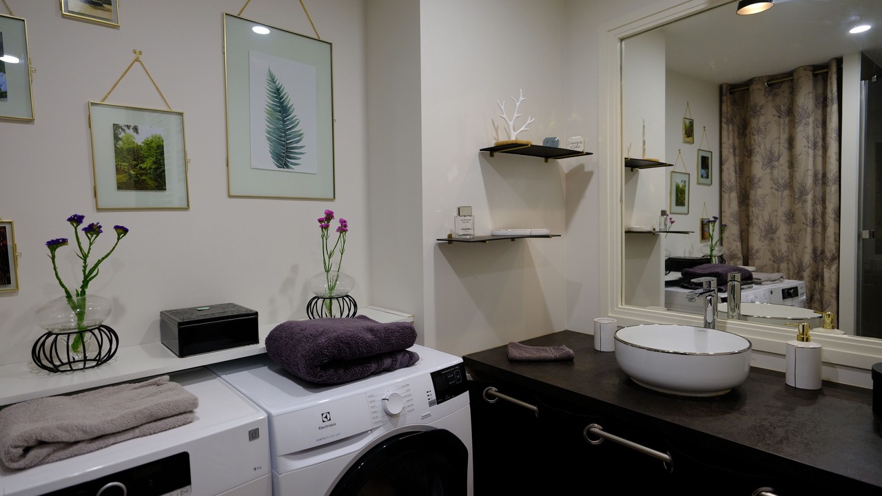 Photo of Bathroom in Tours