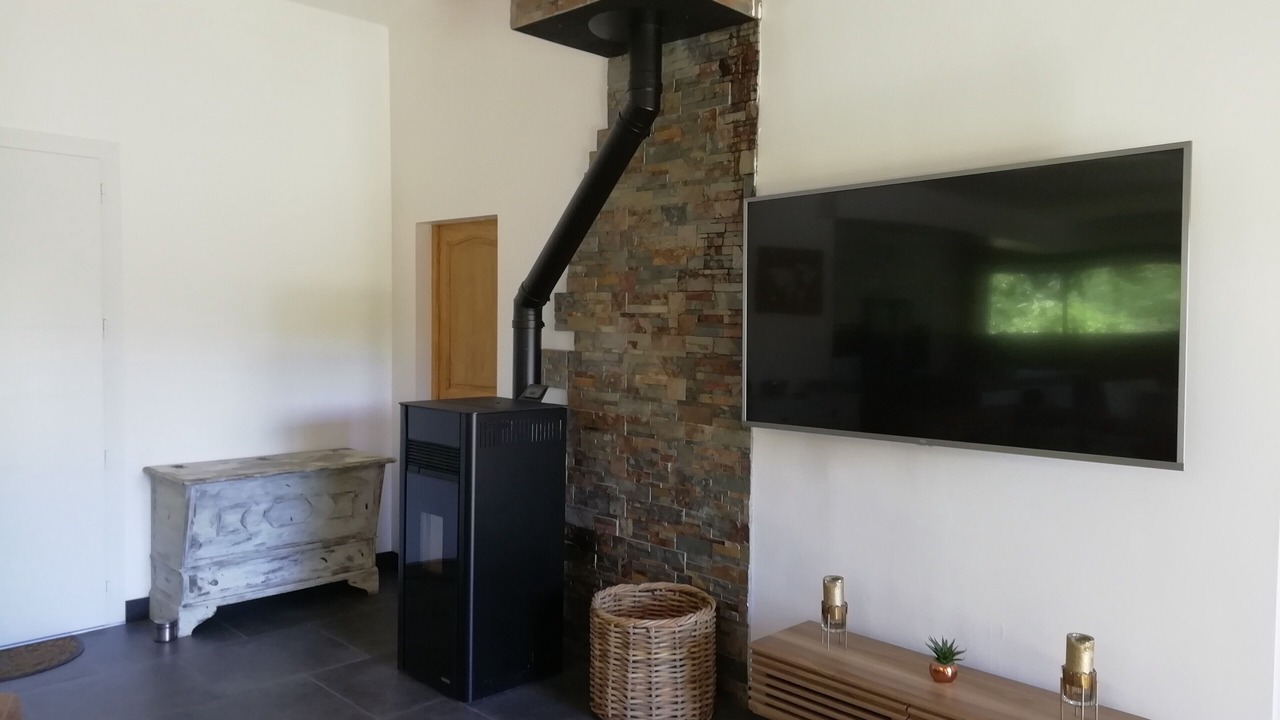 Photo of Others in Escoire