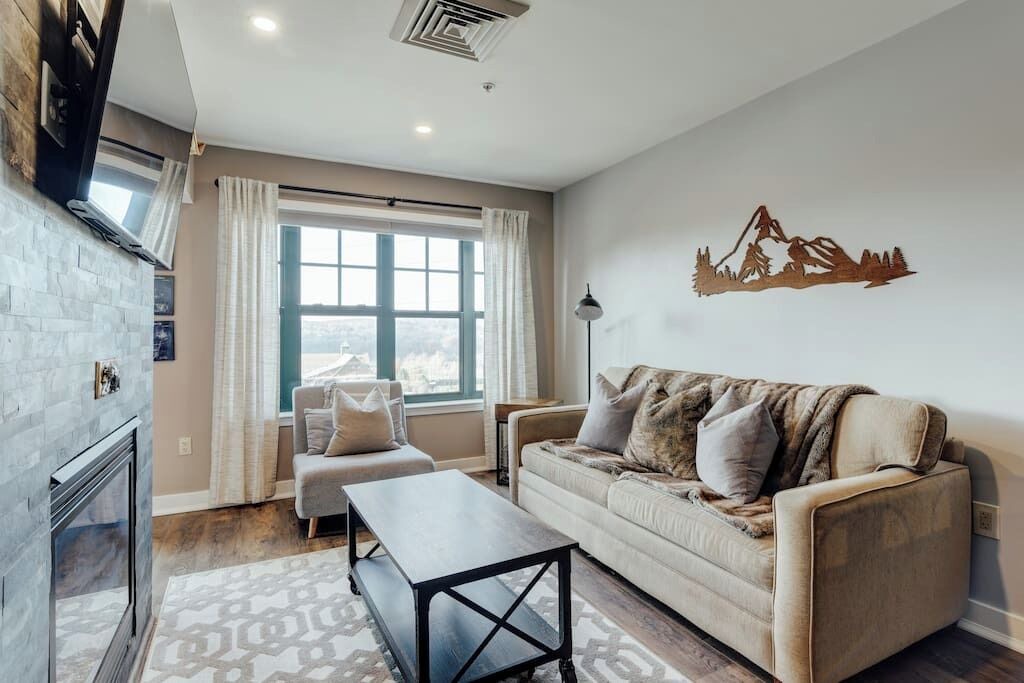 Photo of Livingroom in Vernon