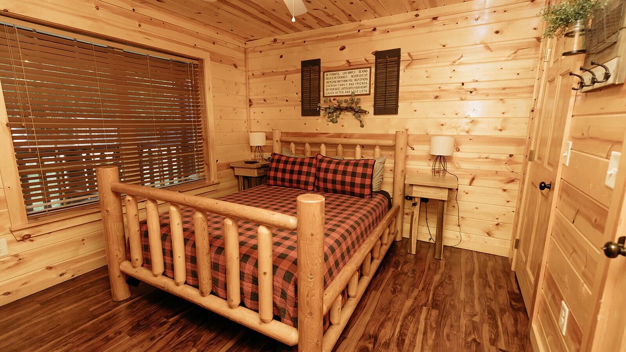 Photo of Bedroom in Sevierville