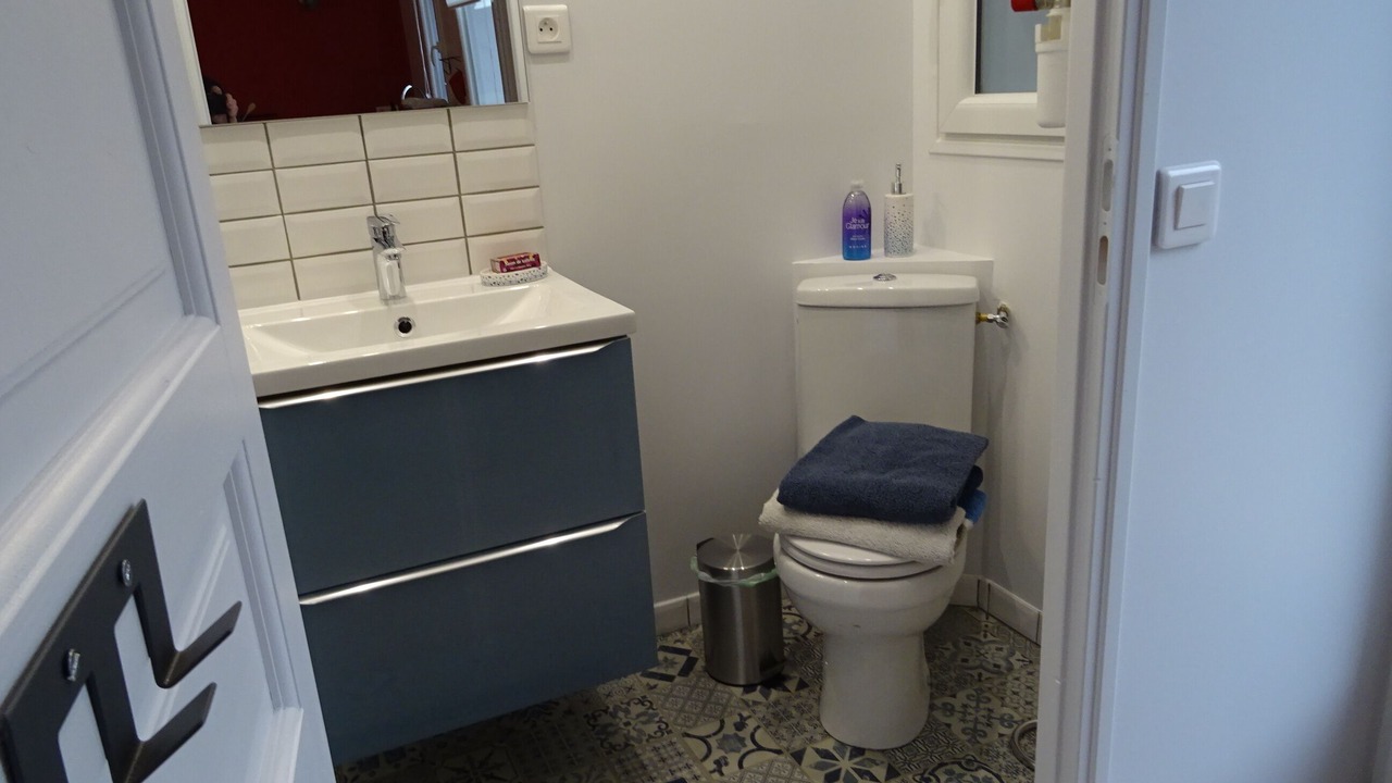 Photo of Bathroom in Maisons-Laffitte
