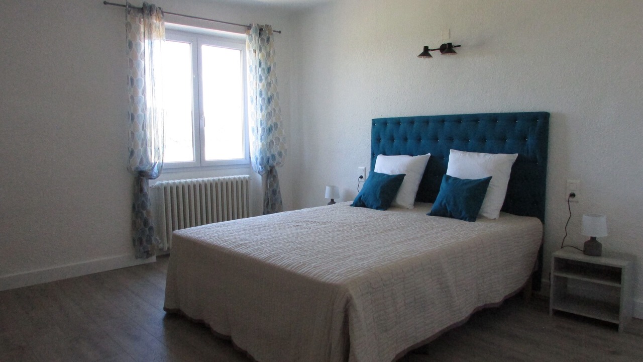 Photo of Bedroom in Saint-Victor-de-Malcap