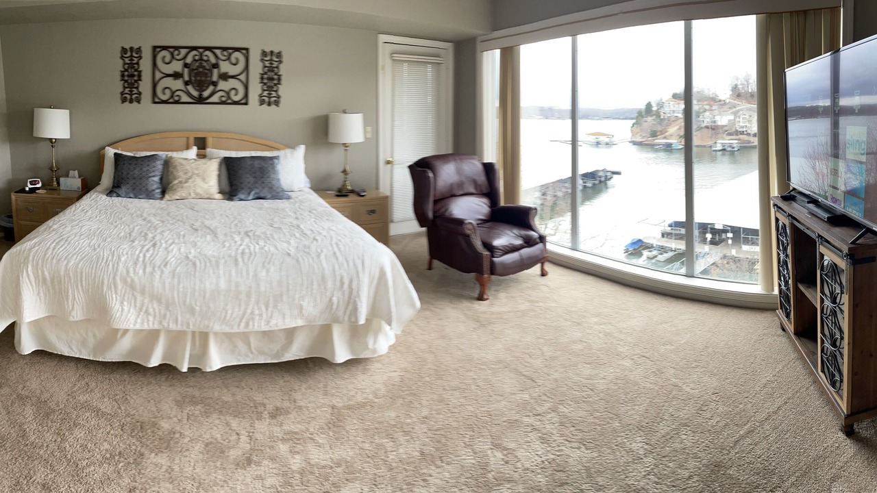 Photo of Bedroom in Village of Four Seasons