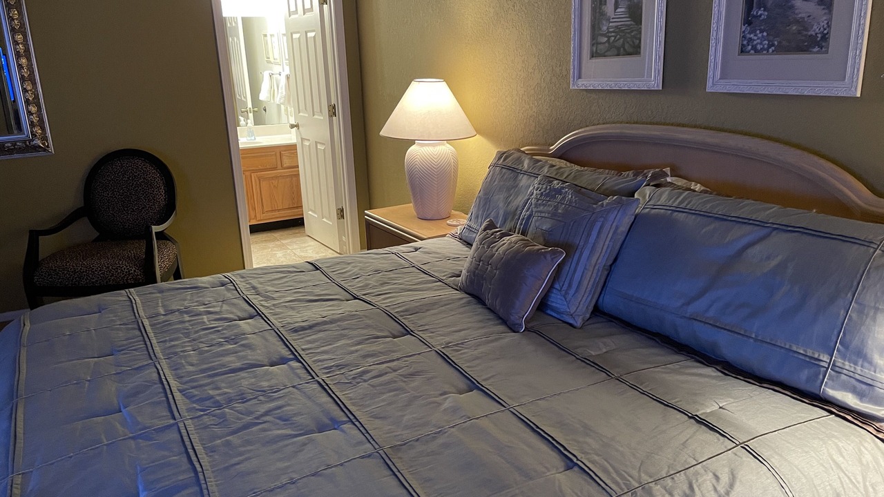 Photo of Bedroom in Village of Four Seasons