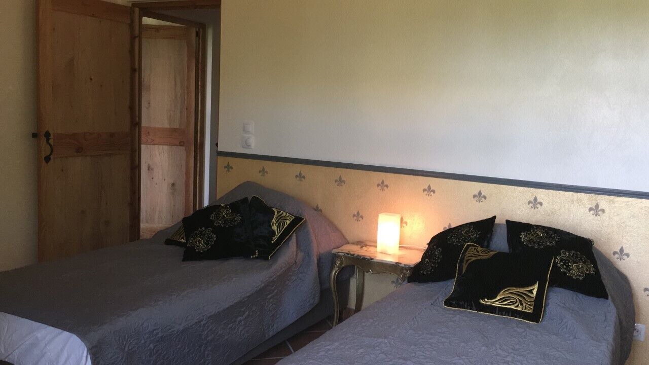 Photo of Bedroom in Mouzens